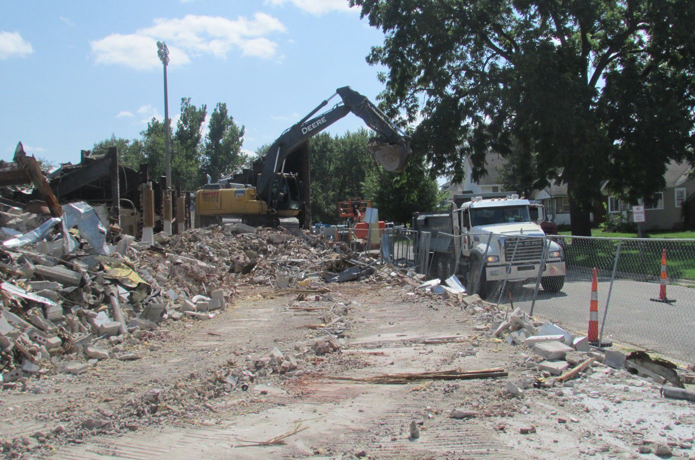 Sloane Wallace demolition 4
